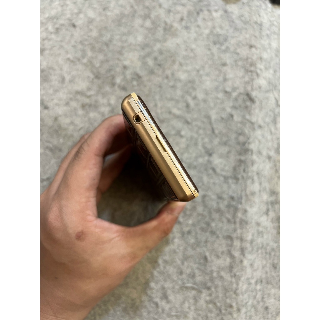 Điện thoại Sharp Q-pod SH-04D nhà mạng nhật NTT-Docomo Sưu tầm