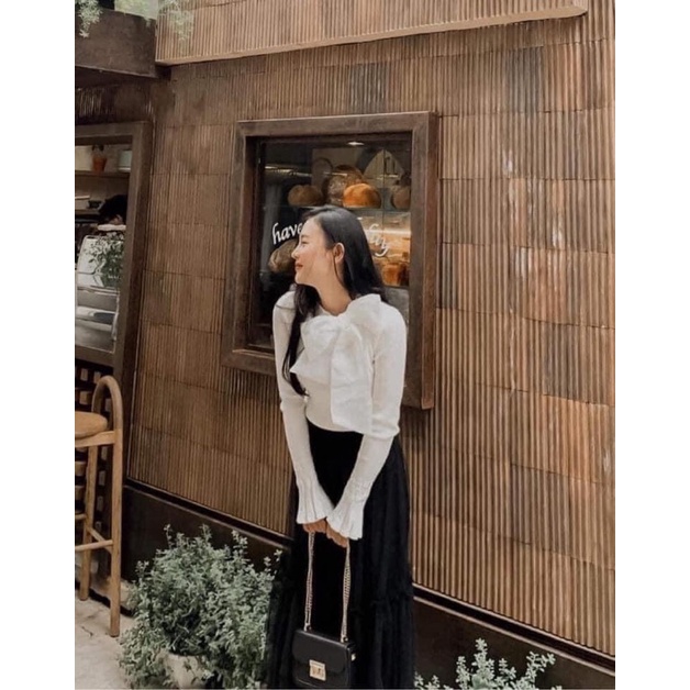 ⚡️BÁN SỈ⚡️Áo len tăm nơ cổ 2 màu đen trắng | BigBuy360 - bigbuy360.vn