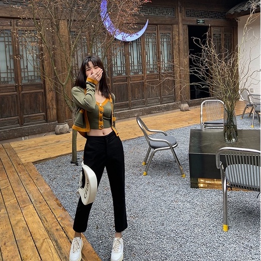 Bộ đồ ZHELIHANGFEI gồm áo dệt kim hai dây + áo cardigan gợi cảm