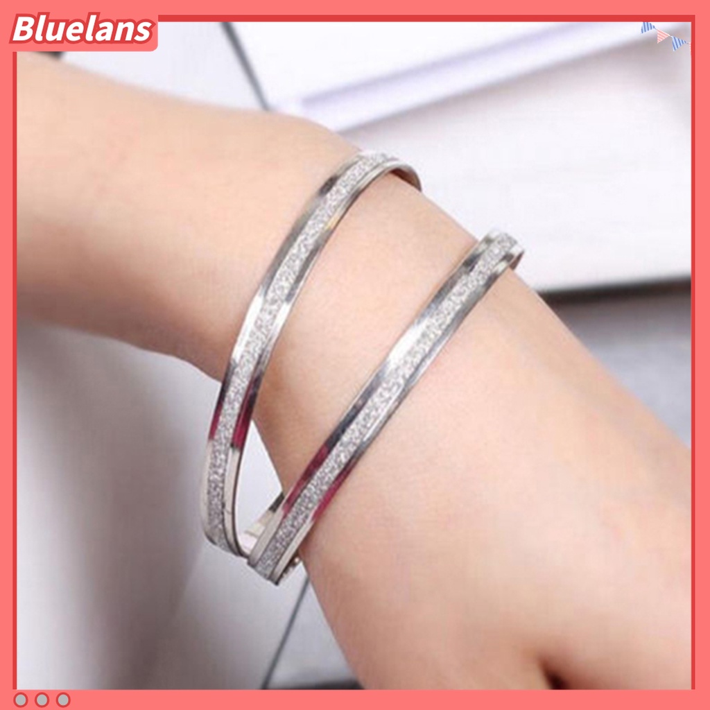 Vòng tay trang sức hợp kim kiểu dáng thanh lịch cho nữ