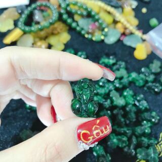 Tỳ hưu ngọc cẩm thach