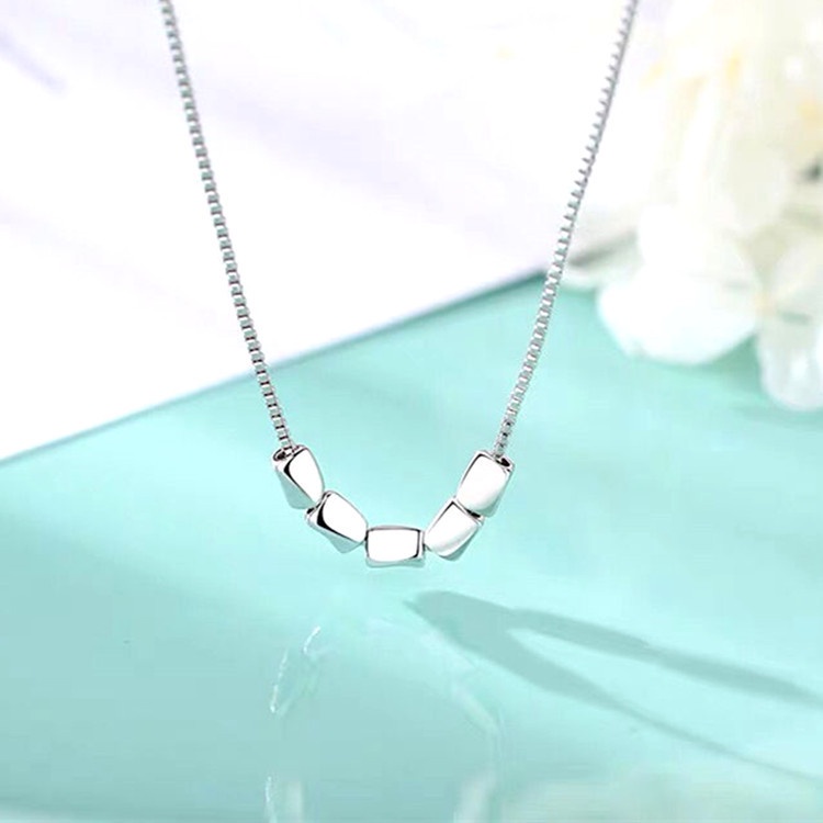 Dây chuyền bạc thiết kế 5 hạt hình ô van vát cạnh sáng đẹp đơn giản tinh tế ANTA Jewelry - ATJ9003