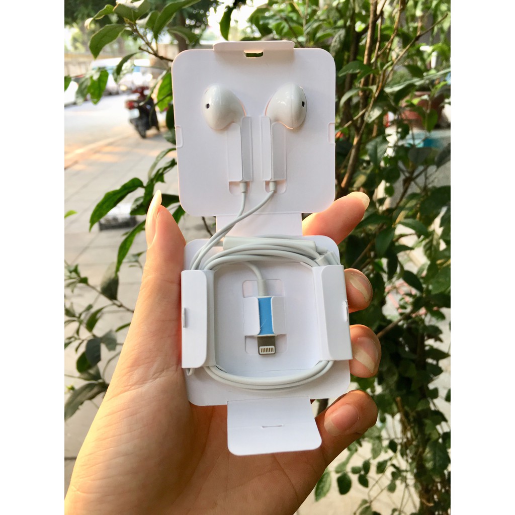 [Free Ship] Tai Nghe Iphone jack Lightning Kết Nối Bluetooth - Chất Âm Như Tai Zin - Bảo Hành Đổi Mới