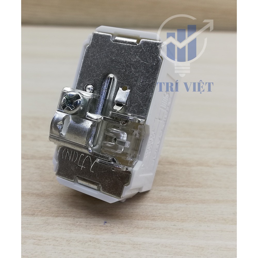 Ổ Cắm TV Panasonic WEV2501SW