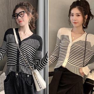 Áo cardigan tay dài cổ chữ V họa tiết sọc trắng đen thời trang cho nữ
