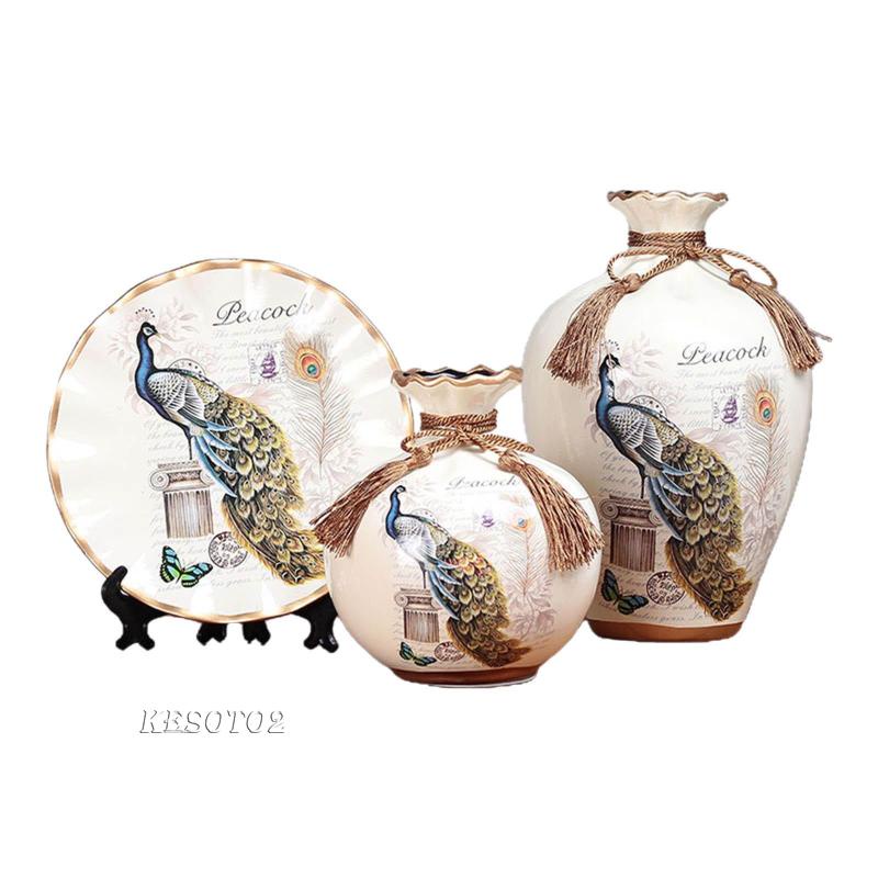 Bộ 2 Bình Hoa Bằng Gốm Họa Tiết Chim Công Cổ Điển