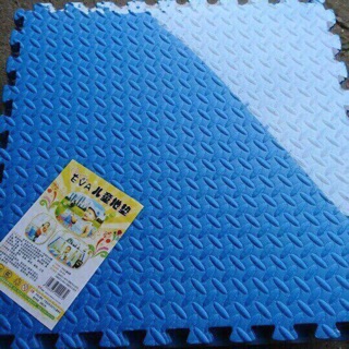 1 bịch thảm xốp khổ 60x60 ( 4 miếng )