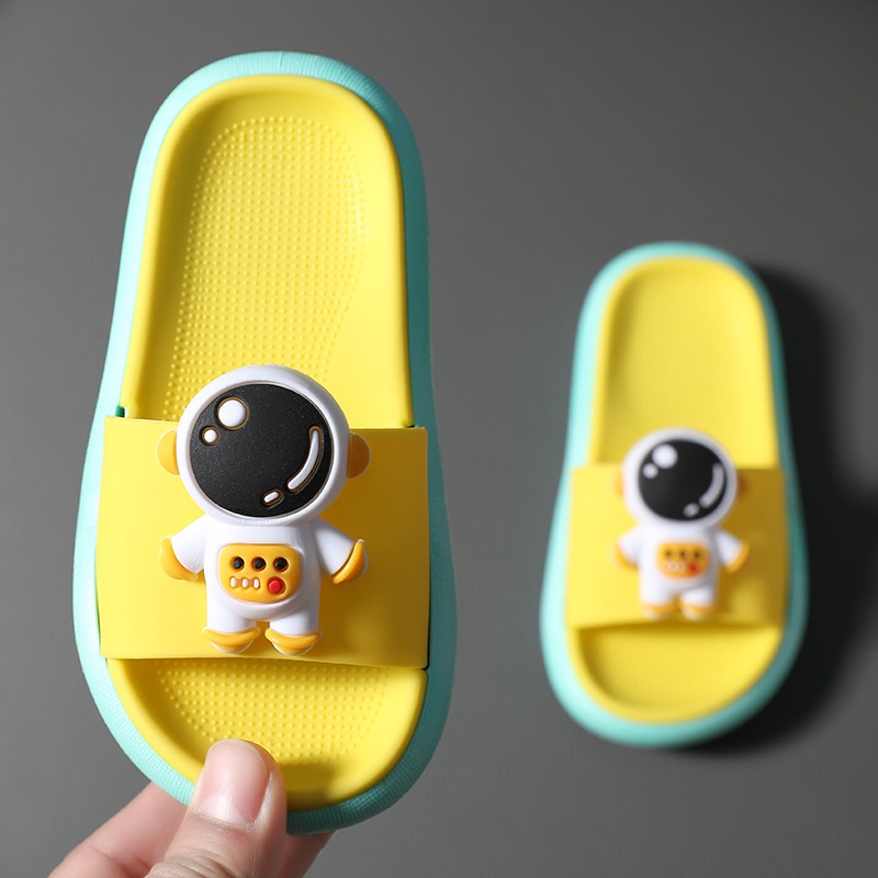 Dép Quai Ngang Chống Trượt Họa Tiết Hoạt Hình Dễ Thương Cho Bé