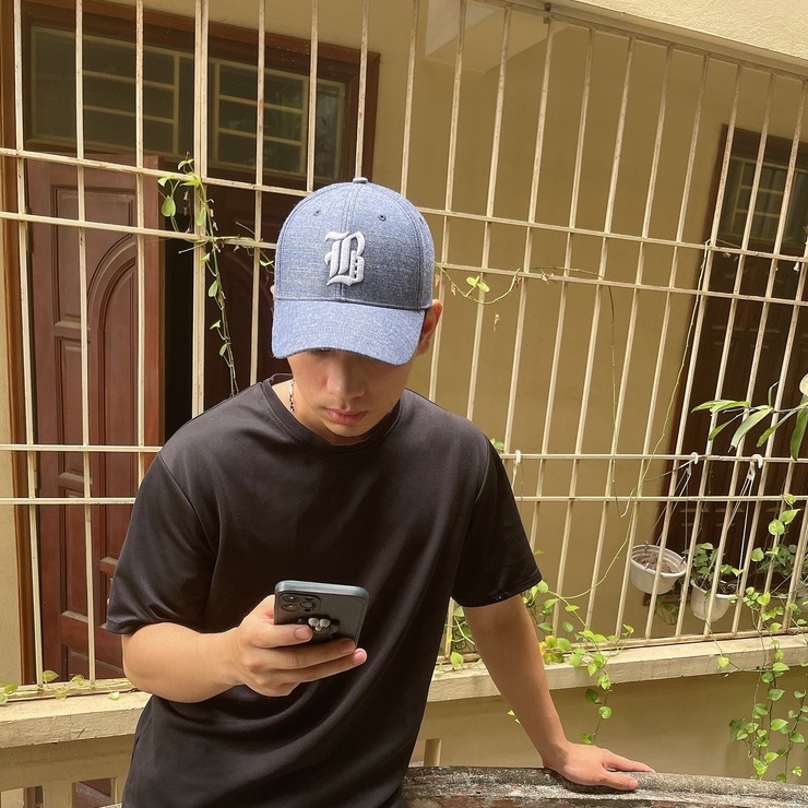 Mũ lưỡi trai chữ B màu vải bò cá tính dành cho cả nam và nữ full hộp để làm quà tặng