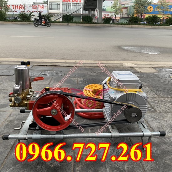 Máy rửa xe dây đai tặng kèm dây xịt rửa áp lực cao giá rẻ moto 1.5kw Toàn Phát