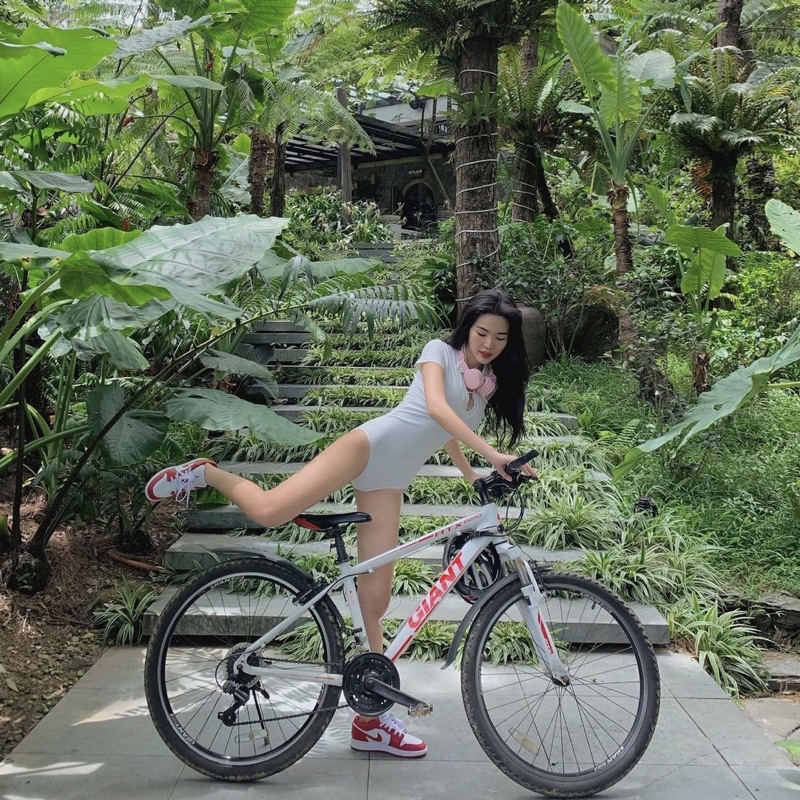 Swimsuit cổ bẻ | BigBuy360 - bigbuy360.vn