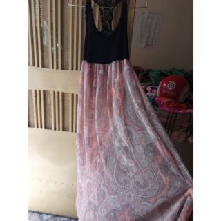 Đầm maxi đi dạo phố