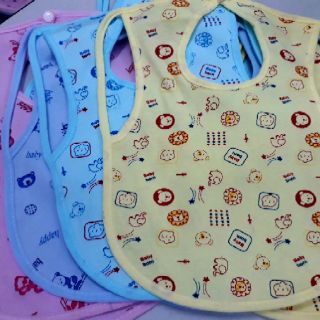 Yếm ăn dặm chống thấm 2 lớp cho bé