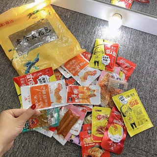 Set ăn vặt 36 món.