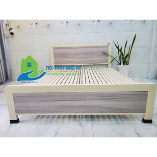 Giường sắt kiểu gỗ kích thước ngang 1M6 dài 2M – GS45 mẫu đơn giản, tiện dụng, dễ dàng tháo ráp di chuyển.