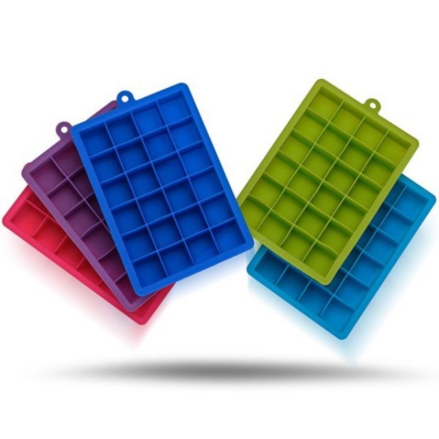 Khay đá silicon có nắp 18x12,5cm