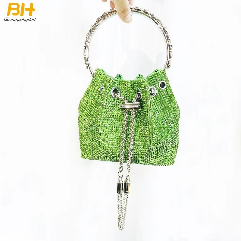 Túi Bucket Cầm Tay Đính Đá Phối Tua Rua Toàn Diện Thời Trang Cho Nữ