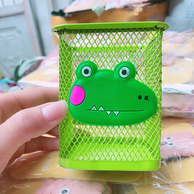 Ống Cắm Bút Kim Loại pilu để bàn các hình đep hình ống mau ngẫu nhiên DECOR