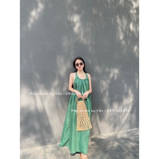 Đầm maxi cổ yếm hở lưng