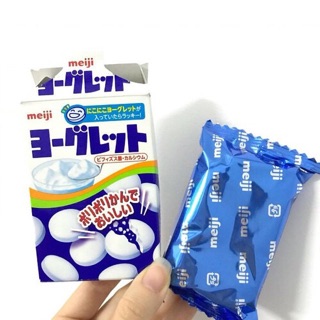 Sữa chua khô Meiji