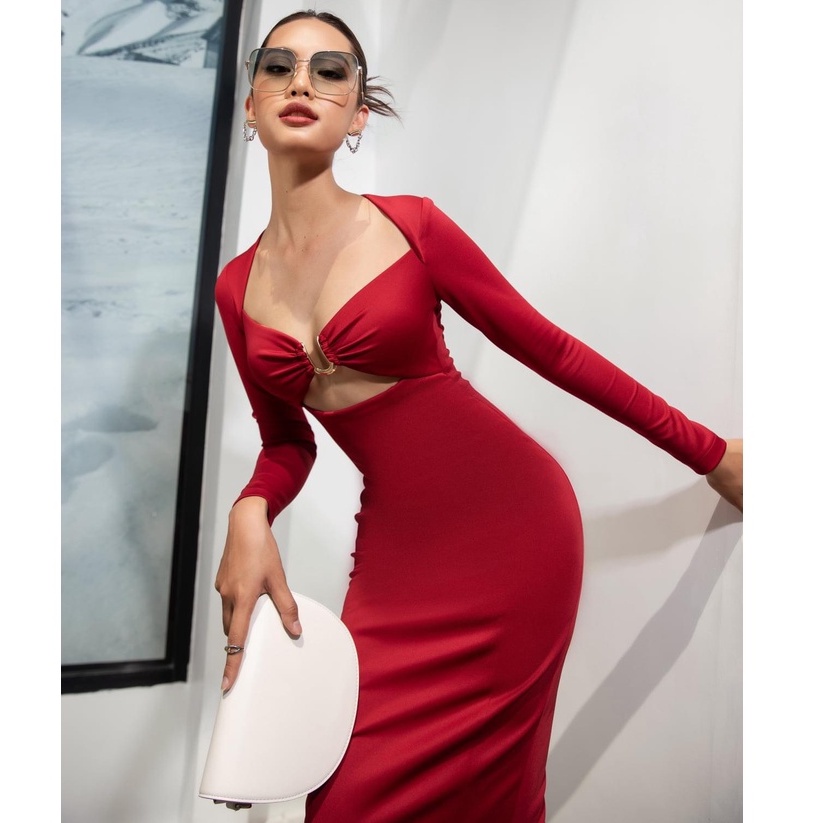 Đầm đi dự tiệc cưới thiết kế ôm body, hở ngực, tay dài sexy - Lux