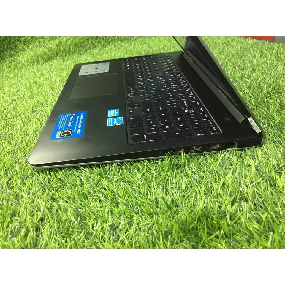 Qúa rẻ laptop vỏ nhôm phím sáng fui phím số Dell 5547 core i3-4030U Ram 4gb HDD 500gb HD 4400 Tặng fui đồ