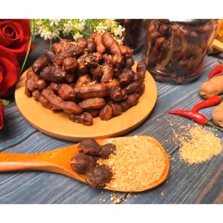 Me Lào tươi nguyên trái tách vỏ kèm muối tôm hũ 500g