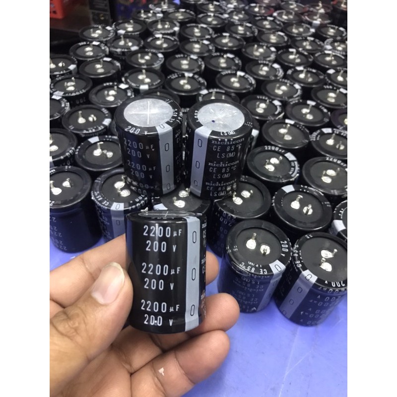 Tụ 2200U  200V rã máy