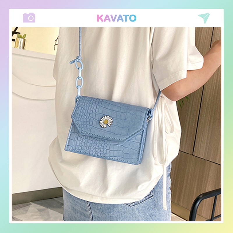 Túi đeo chéo nữ nhiều ngăn đi chơi mini da mềm cá tính giá rẻ KAVATO TX682