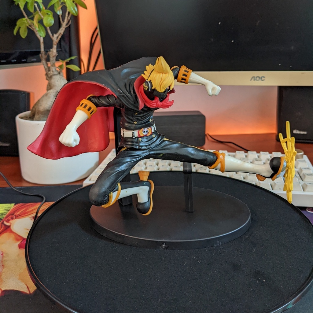 Mô hình Vinsmoke Sanji trong bộ đồ hắc ẩn cao 17 cm - Mô hình figure One piece