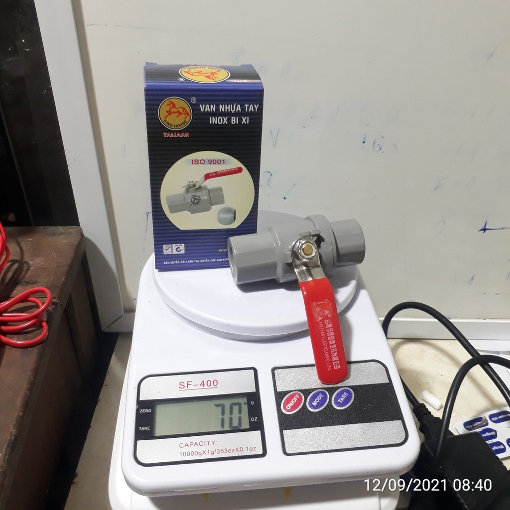 Van khoá nước TAIJAAN - van nhựa , tay inox bi xi - Áp lực nước 150PSI