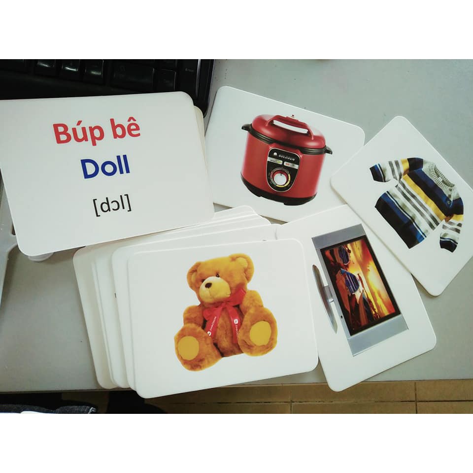 Bộ thẻ học thông minh tặng Kids Up cho bé