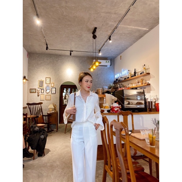 SISTERSISTER - Áo sơ mi lụa tay loe Miranda