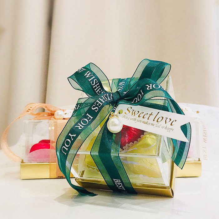 Quà tặng Socola Hộp trong suốt 5 viên nhân hạt quả Trái Tim Vàng Son | BigBuy360 - bigbuy360.vn