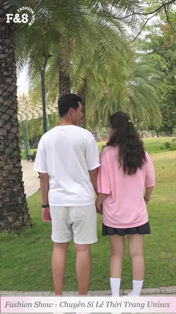 Áo thun tay lỡ unisex GẤU HỒNG DÂU LOTSO - Áo phông nữ form rộng cho cặp đôi phong cách hàn quốc vải dày dặn, thoáng mát | BigBuy360 - bigbuy360.vn