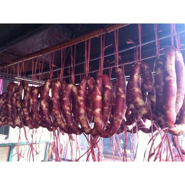 Lạp sườn thịt lợn đen