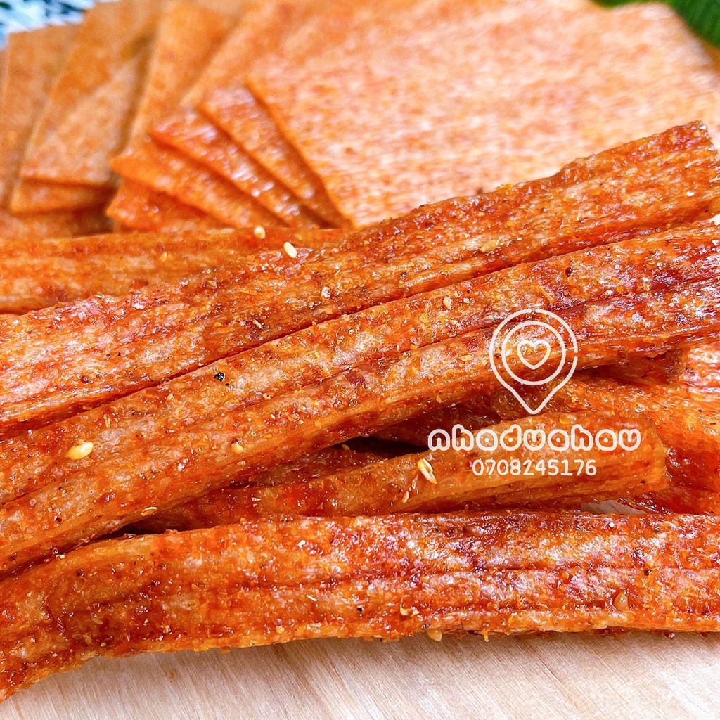 Một gói bim bim tăm cay hoạt hình Bát Giới/ Natra Hongkong gói lớn 90 gam 2 loại