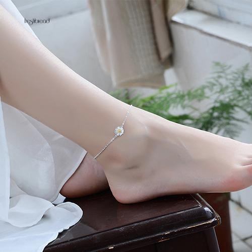 Lắc chân thời trang đính hoa cúc thanh lịch cho nữ | BigBuy360 - bigbuy360.vn