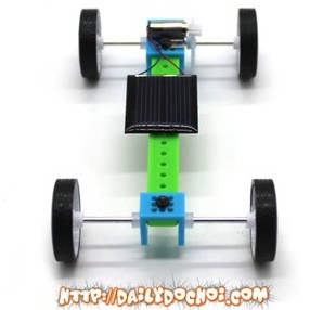hanoitoy Bộ chế tạo ô tô DIY thiết kế 4 bánh xe sử dụng pin năng lượng mặt trời giá rẻ