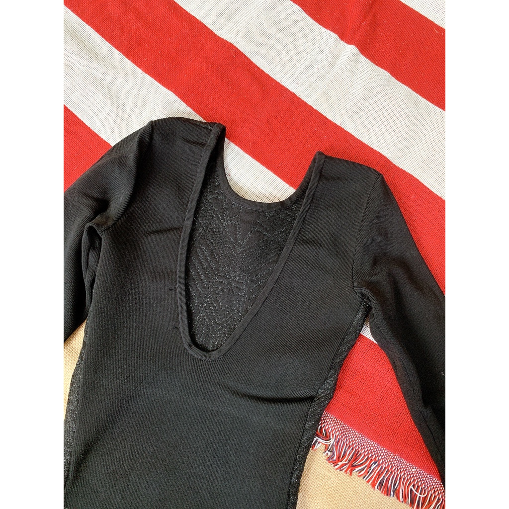 Váy len form body, khoét lưng, hiệu H&M