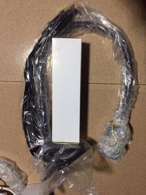 Đèn Led kẹp bàn đa năng dễ thay thế uốn dẻo