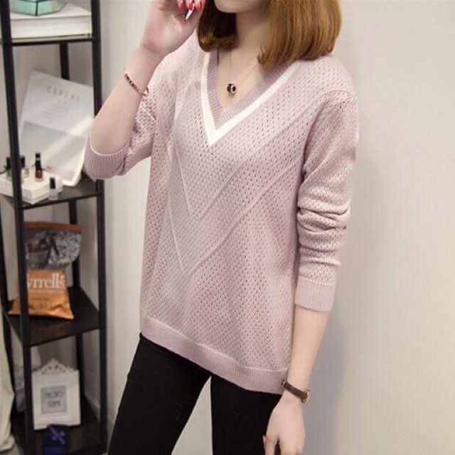 Áo cổ V len mỏng