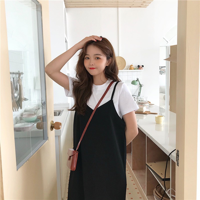 Váy midi kiểu đuôi cá màu đen trẻ trung xinh xắn | BigBuy360 - bigbuy360.vn