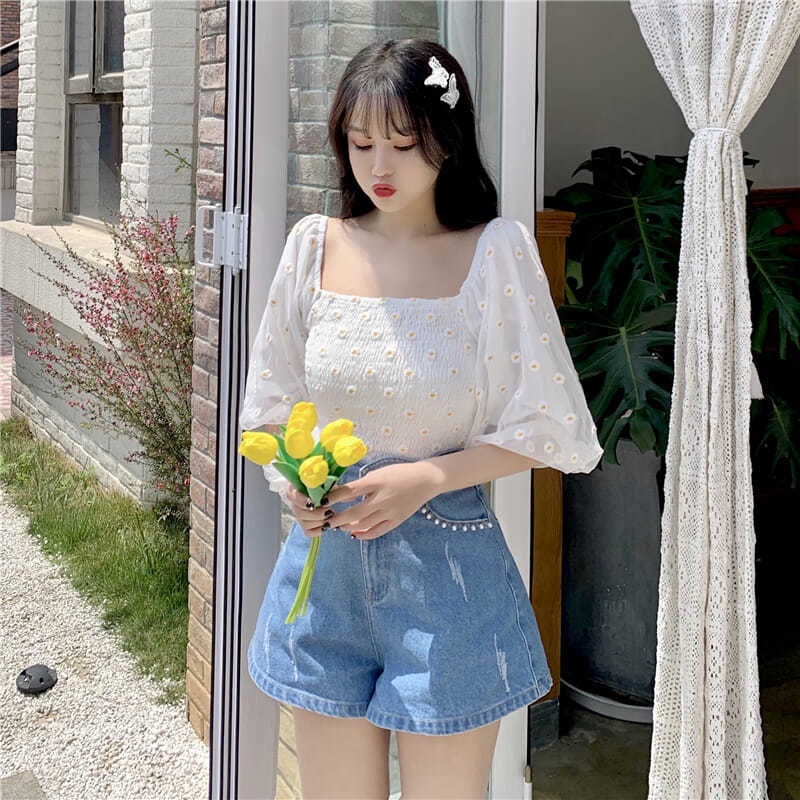 Áo sơ mi voan IELGY tay phồng ngắn in họa tiết hoa cúc thời trang cho nữ