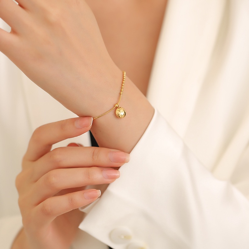 Lắc tay titan không gỉ, vòng tay titan mạ vàng 18k dạng bi tròn xinh xắn khắc chữ may mắn phong cách ins hàn quốc