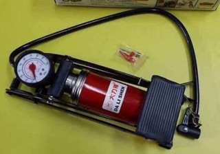 Bơm xe máy ,xe đạp....