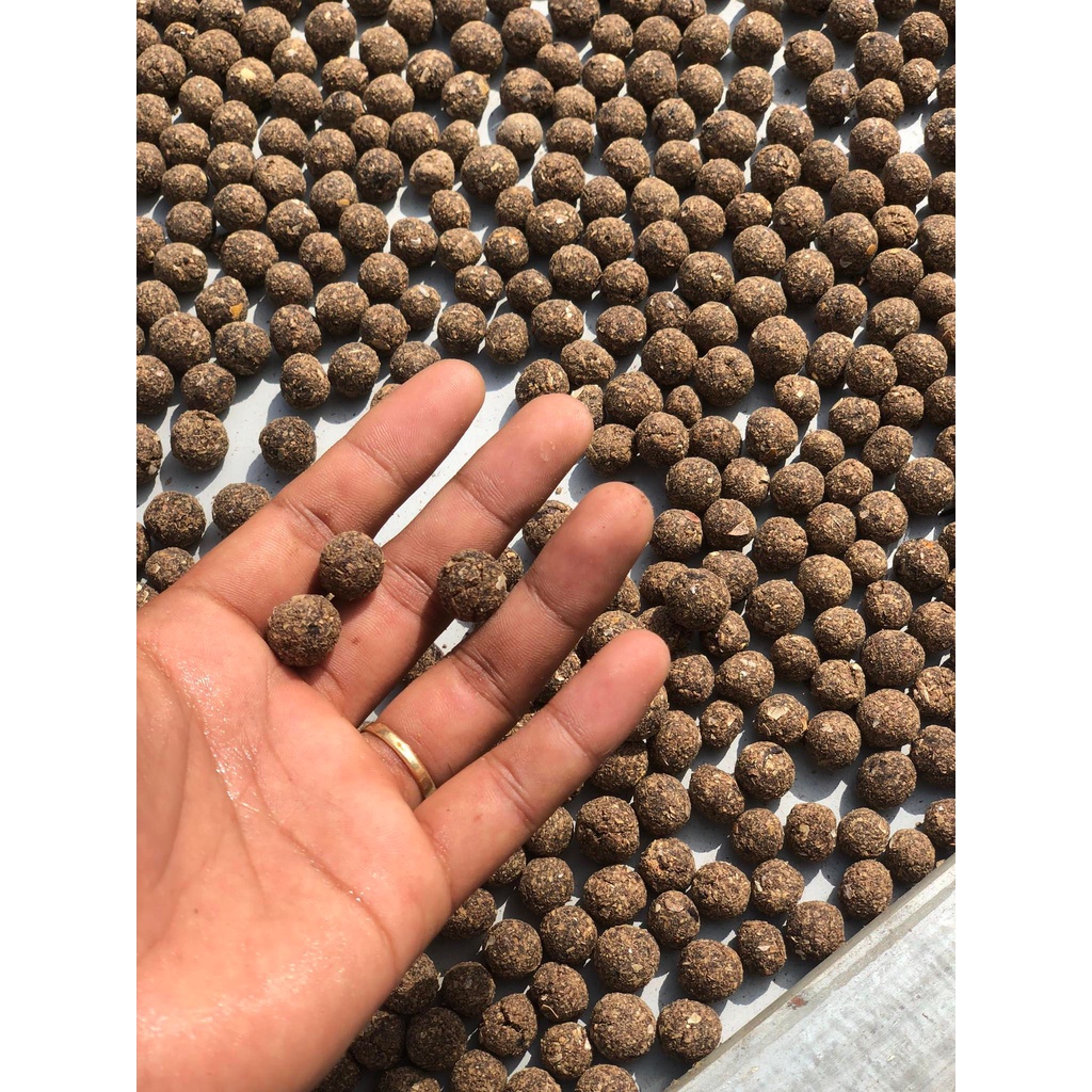 Mồi cóc rắn cho gà chọi 500g 520 viên