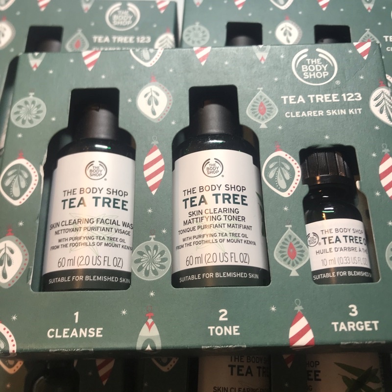 Tinh dầu tràm trà tea oil, sua rửa mặt, toner thuộc bộ The Body Shop Tea Tree 123 cho da dầu mụn