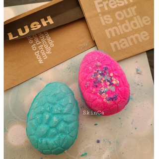 Bom bồn tắm LUSH Flamingo Egg bath bomb 195g