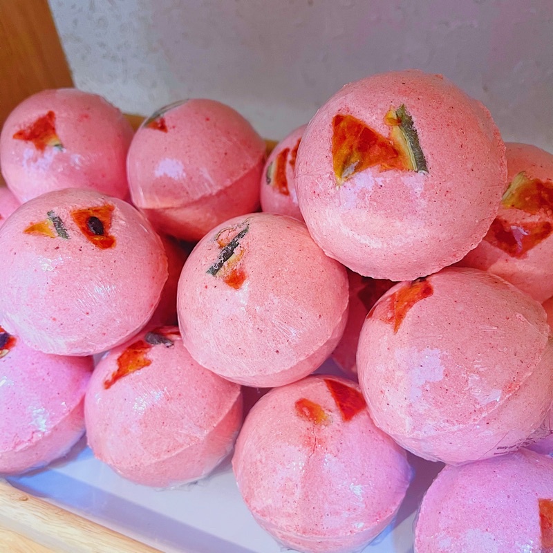 Bom tắm Dưa Hấu ( Watermelon Bath Bomb )